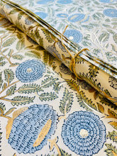 Load image into Gallery viewer, Fancy Gift Wrap