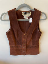 Load image into Gallery viewer, Vintage Clothing