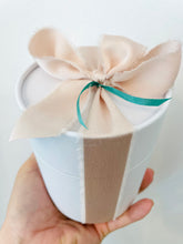 Load image into Gallery viewer, Indigo+Green Signature Candles