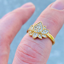 Load image into Gallery viewer, Shiny Stacking Rings