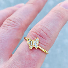 Load image into Gallery viewer, Shiny Stacking Rings