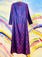 Load image into Gallery viewer, Vintage Clothing