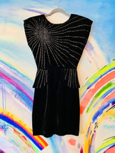 Load image into Gallery viewer, Vintage Clothing