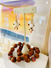 Load image into Gallery viewer, Clover Confetti Earrings
